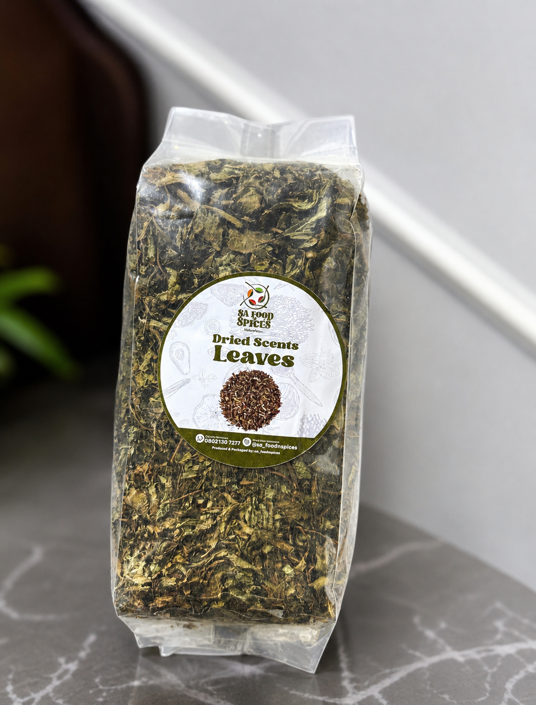 Dried scent leaves (100g)